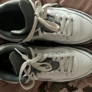 Jordan Women's Sneakers in White and Gray